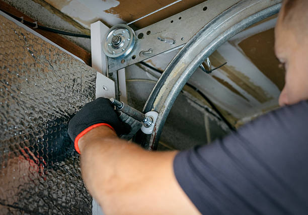 Affordable Garage Door Panel Replacement solutions in Garden City South, NY